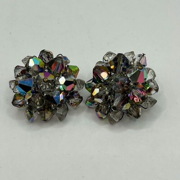 1950’s colorful iridescent brooch and Clip on earring set. - Picture 4 of 4